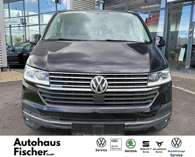 Gebraucht VW Multivan Highline 199 PS (146 kW) 2019 Deep black perleffekt Van