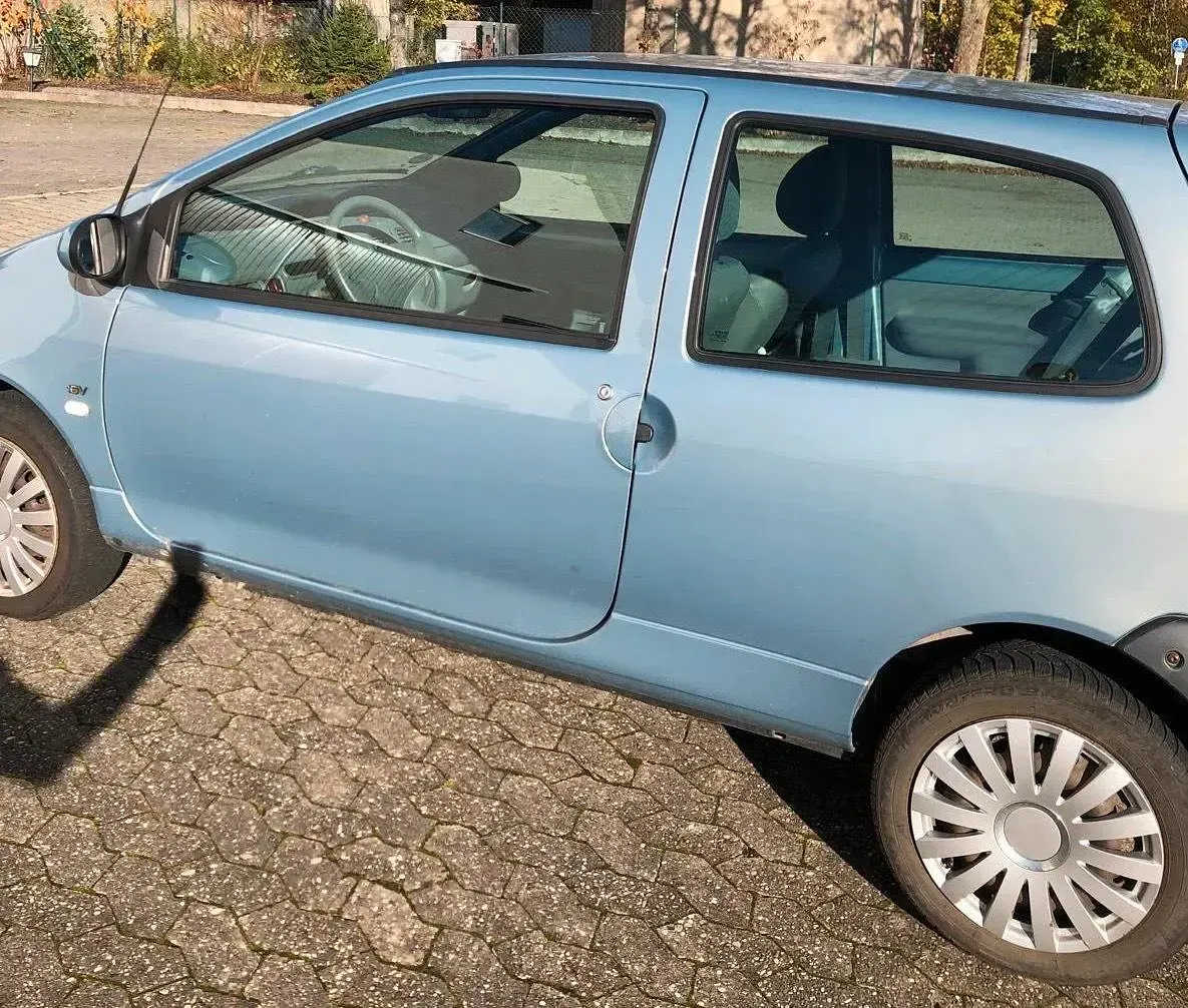 Używany Renault Twingo 55 KM (40 kW) 2002 Niebieski Hatchback