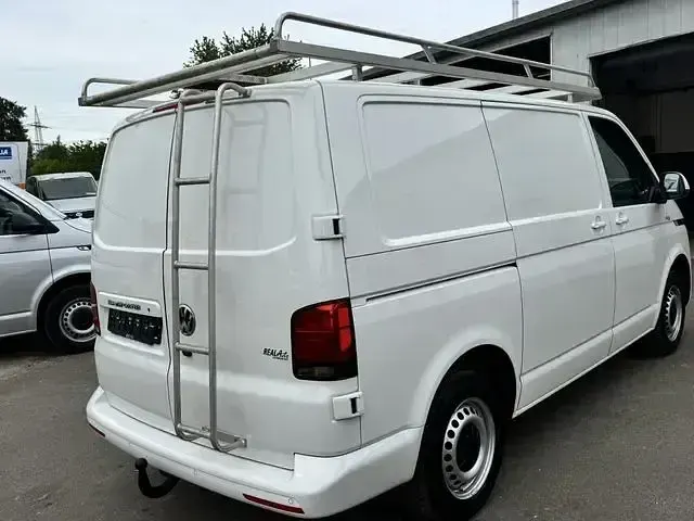 Usado VW Transporter 150 CV (110 kW) 2021 Blanco Van