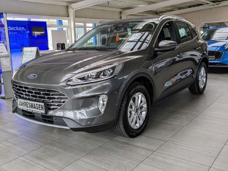 Grau Gebraucht 2023 Ford Kuga Titanium SUV | 29.800 € (Fairer Preis) - Bild 1/4