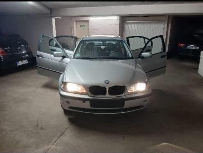 Silber Gebraucht 2002 BMW 316 Limousine | 2.500 € (Fairer Preis) - Bild 1/4