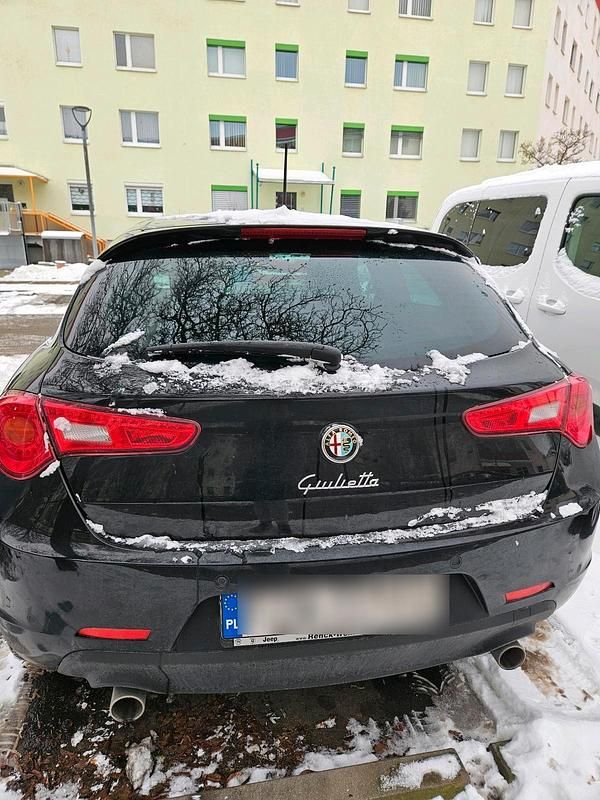 Gebraucht Alfa Romeo Giulietta 175 PS (128 kW) 2015 Schwarz Kleinwagen