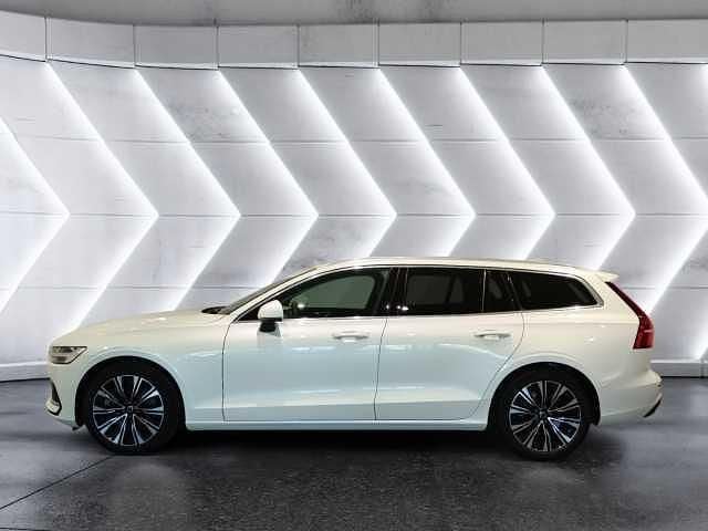Gebraucht Volvo V60 184 PS (135 kW) 2023 Kombi