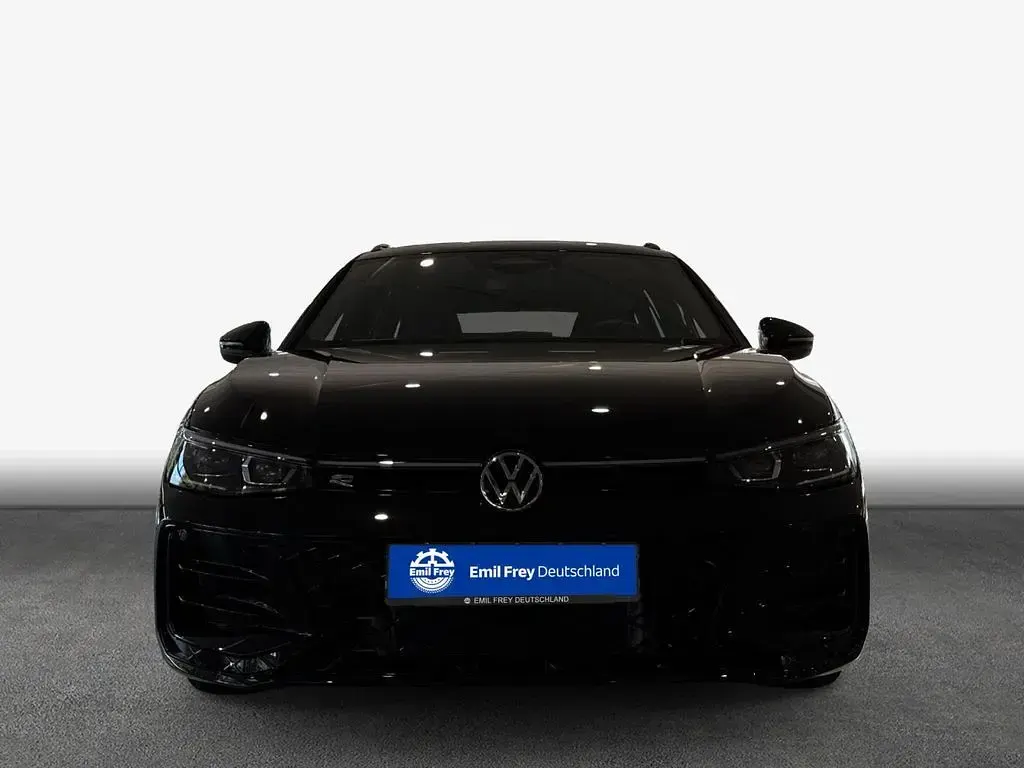 Neu VW Passat R-line 193 PS (141 kW) 2026 Schwarz Kombi