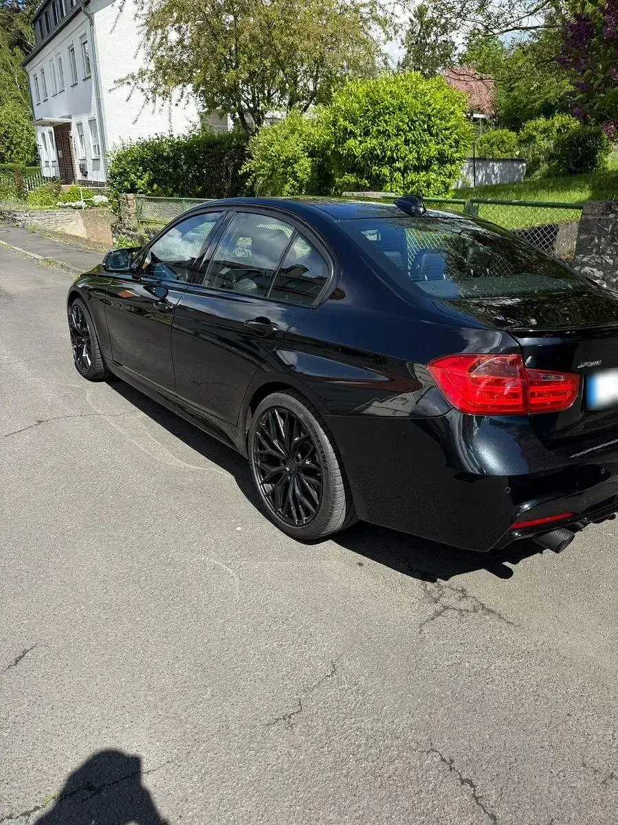 Gebraucht BMW 335 M Sport 306 PS (225 kW) 2013 Schwarz Limousine