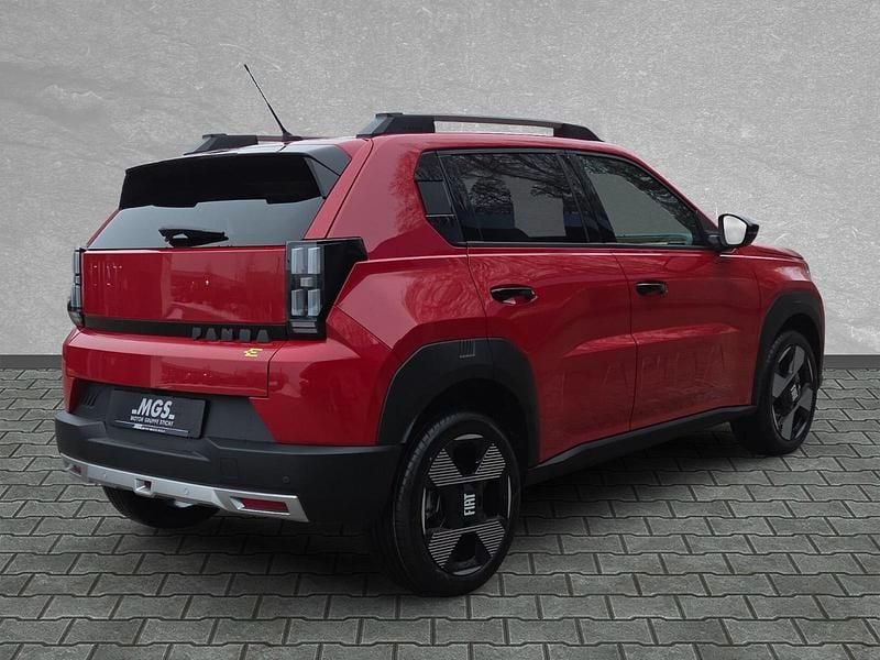 Neu Fiat Grande Panda 101 PS (74 kW) 2026 Passione rot Kleinwagen