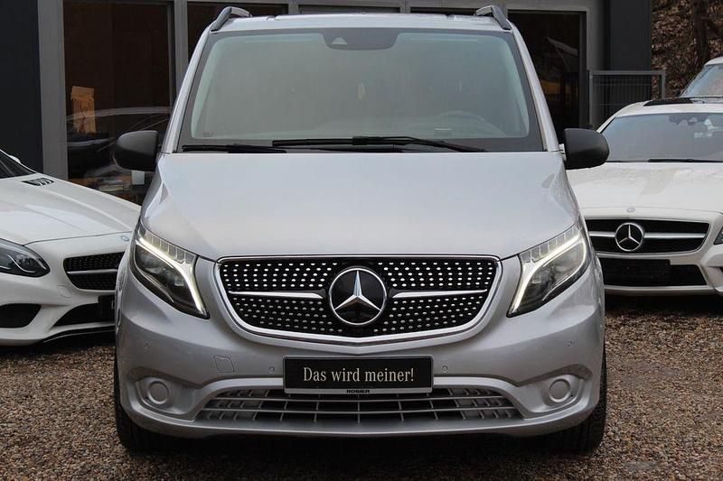 Gebraucht Mercedes Vito 190 PS (139 kW) 2019 Silber Van