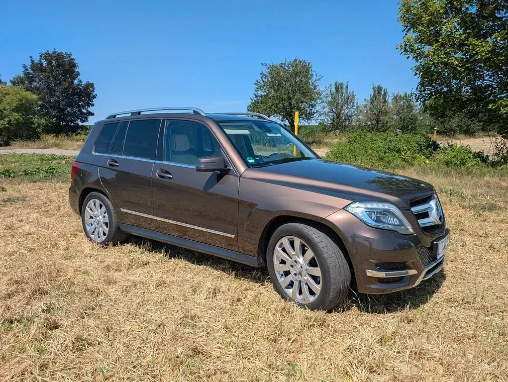 Gebraucht Mercedes GLK350 265 PS (194 kW) 2014 Braun SUV