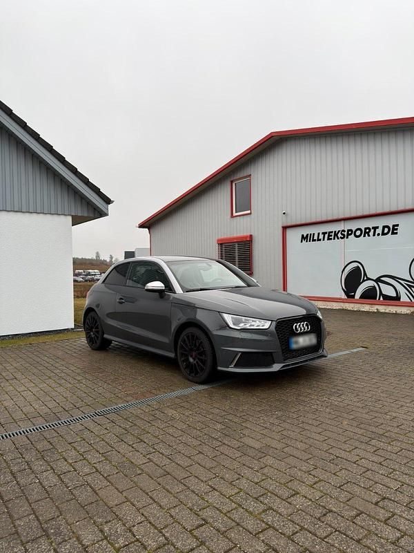 Gebraucht Audi S1 231 PS (169 kW) 2016 Grau Kleinwagen