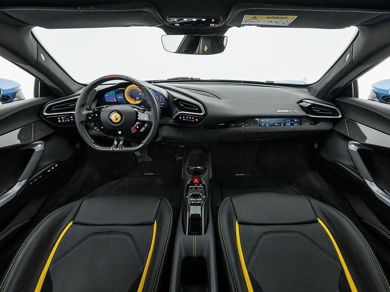 Gebraucht Ferrari 296 829 PS (609 kW) 2022 Blau Coupé