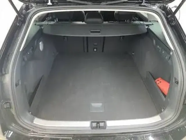 Gebraucht VW Passat Business 150 PS (110 kW) 2025 Grenadillschwarz metallic Kombi