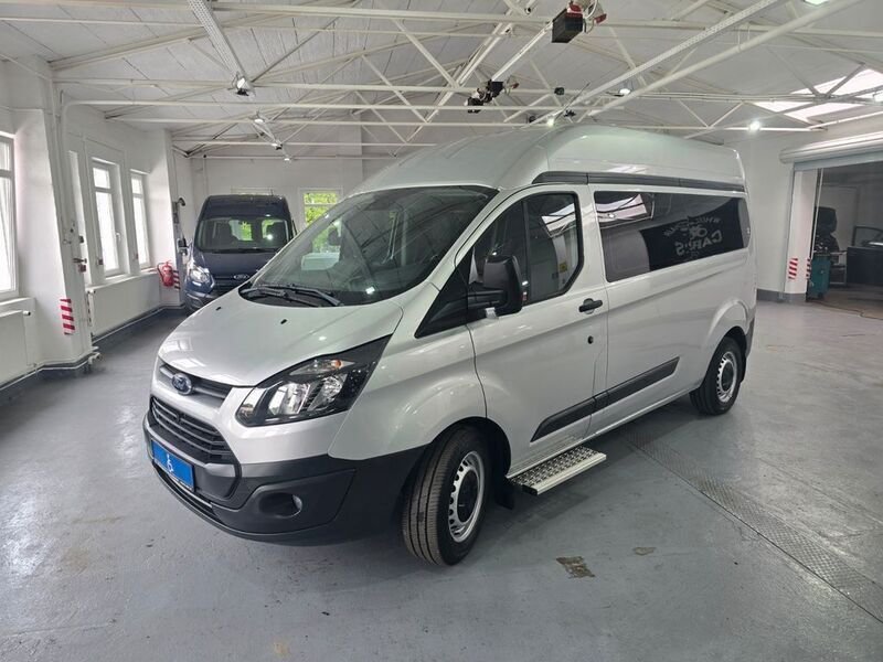 Silber Gebraucht 2018 Ford Transit Custom Van / Kleinbus | 37.490 € - Bild 1/4
