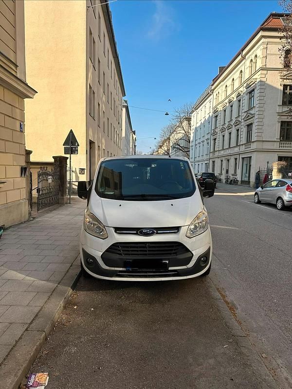 Gebraucht Ford Transit 130 PS (95 kW) 2017 Weiß Van / Kleinbus