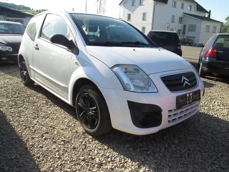 Weiß Gebraucht 2009 Citroën C2 Kleinwagen | 2.250 € (Teuer) - Bild 1/4