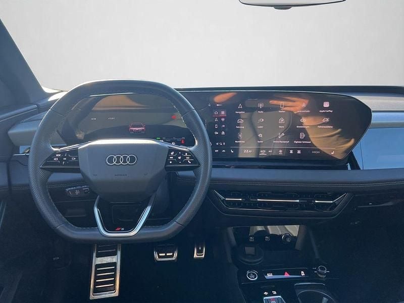 Gebraucht Audi Q6 e-tron Ambiente 285 kW (388 PS) 2024 Mythosschwarz metallic (metallic) SUV