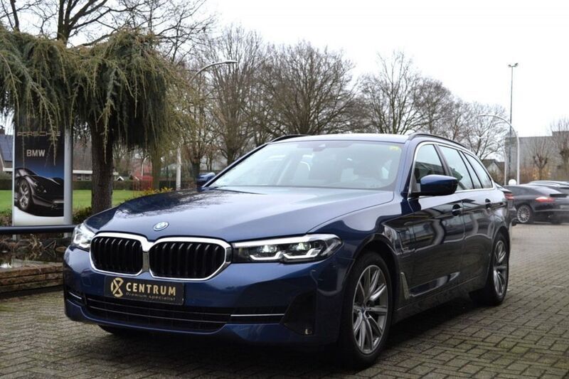 Gebraucht BMW 530e 292 PS (214 kW) 2021 Blau Kombi