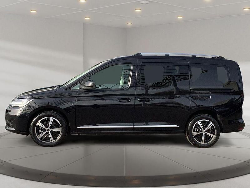 Neu VW Caddy Maxi Style 116 PS (85 kW) 2025 Schwarz (deep black perleffekt) Van / Kleinbus