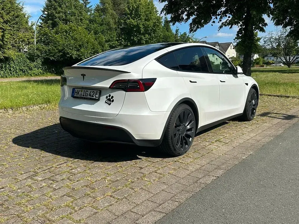 Gebraucht Tesla Model Y Performance 392 kW (534 PS) 2022 Weiß SUV
