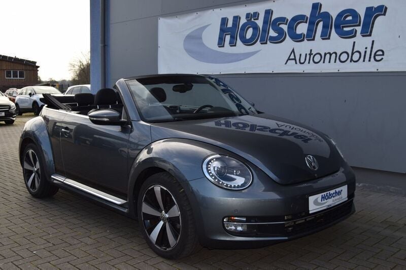 Platinum grey metallic Gebraucht 2015 VW Beetle Cup Cabrio | 18.950 € (Fairer Preis) - Bild 1/4