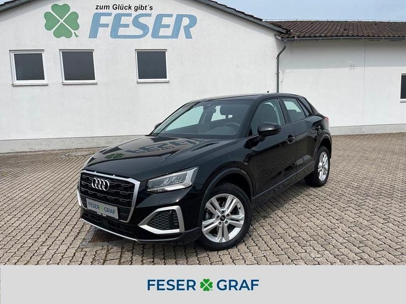 Brillantschwarz Gebraucht 2024 Audi Q2 Advanced SUV | 26.890 € (Fairer Preis) - Bild 1/4
