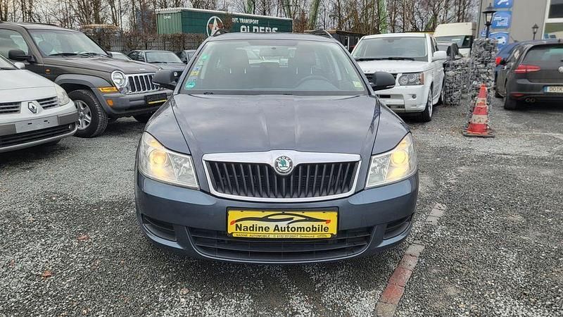 Gebraucht Skoda Octavia Elegance 122 PS (89 kW) 2012 Grau Limousine