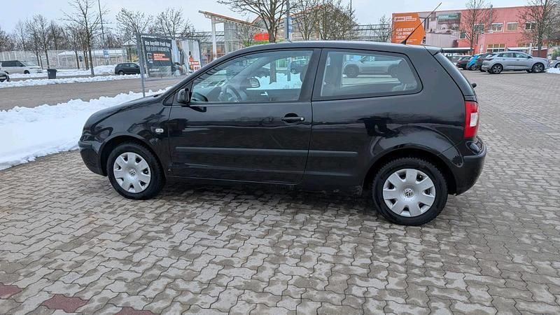 Gebraucht VW Polo 75 PS (55 kW) 2002 Schwarz Kleinwagen