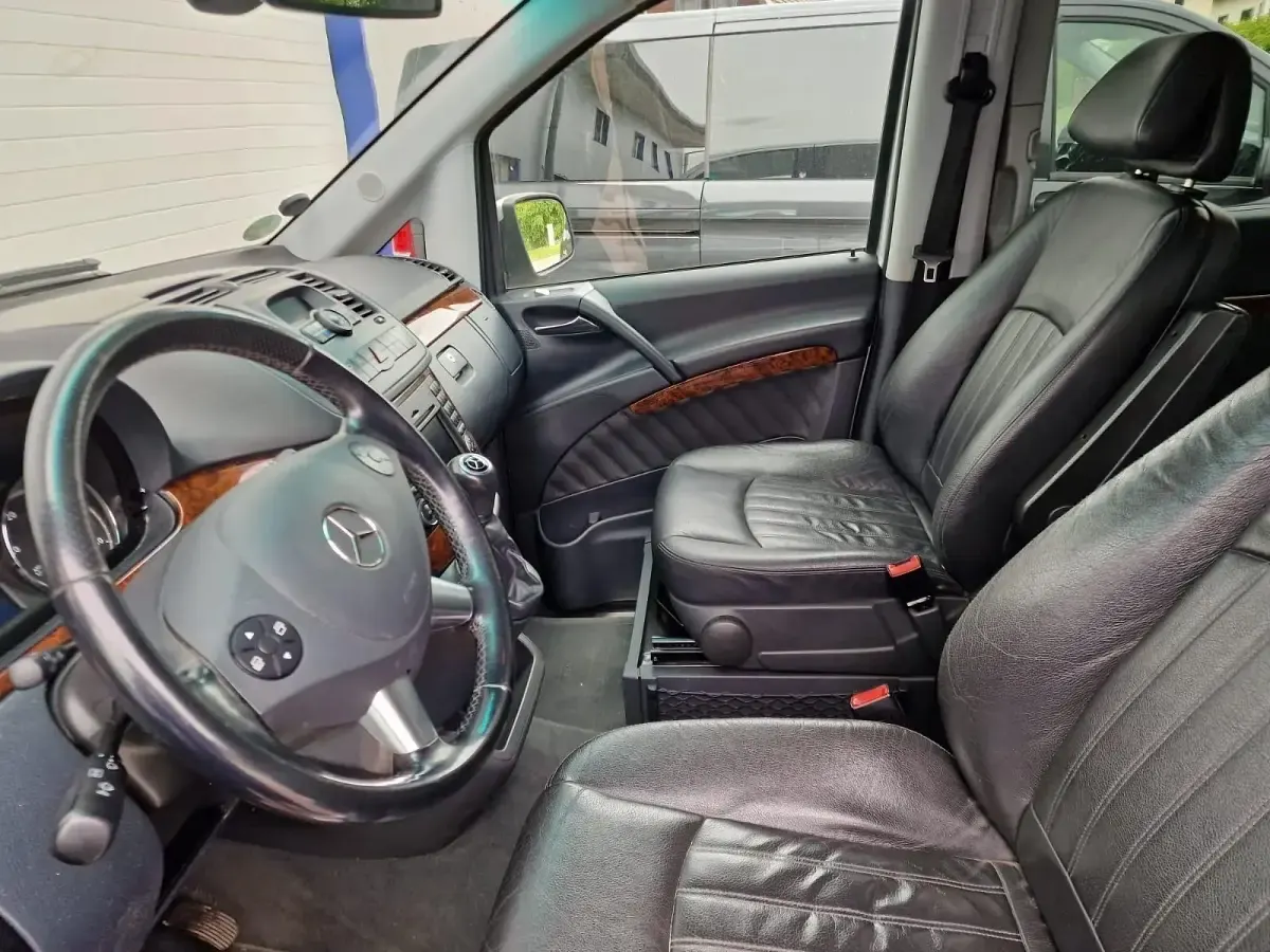 Gebraucht Lancia Voyager 165 PS (121 kW) 2011 Van / Kleinbus