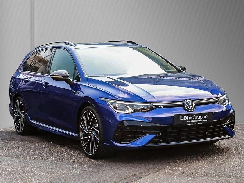 Gebraucht VW Golf VIII R 320 PS (235 kW) 2023 Lapiz blue metallic Kombi