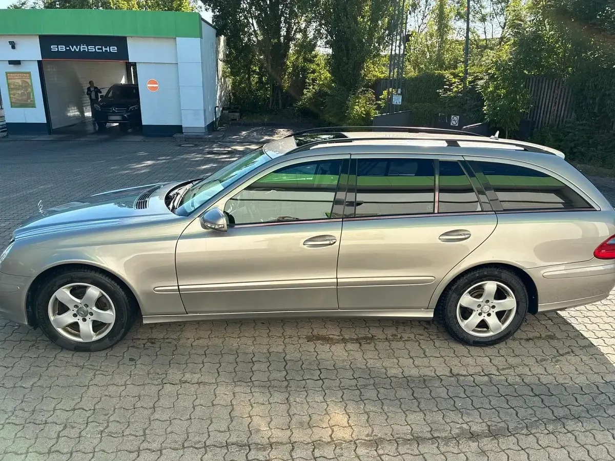 Gebraucht Mercedes E220 170 PS (125 kW) 2008 Silber Kombi