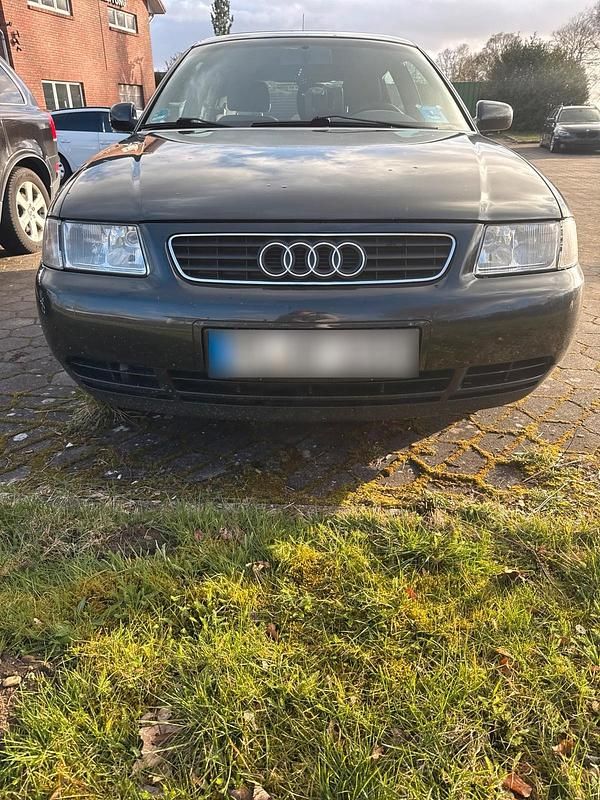 Gebraucht Audi A3 101 PS (74 kW) 1998 Schwarz Kleinwagen