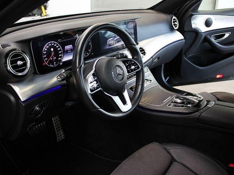 Gebraucht Mercedes E220 Avantgarde 194 PS (142 kW) 2019 Schwarz Kombi