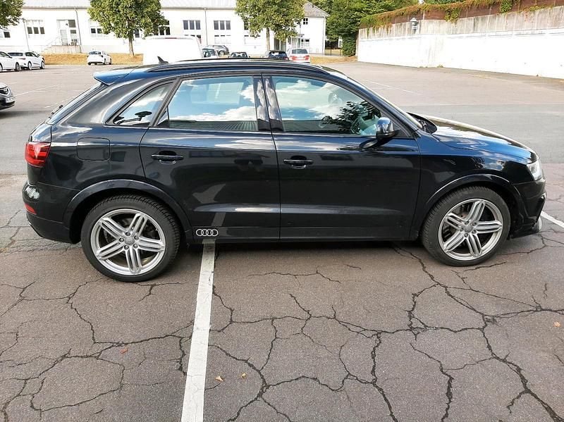 Schwarz Gebraucht 2014 Audi RS Q3 SUV | 24.300 € (Fairer Preis) - Bild 1/4