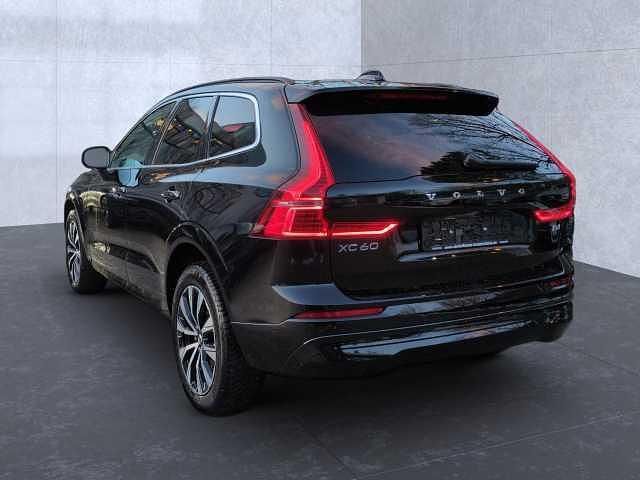 Gebraucht Volvo XC60 145 PS (106 kW) 2023 SUV