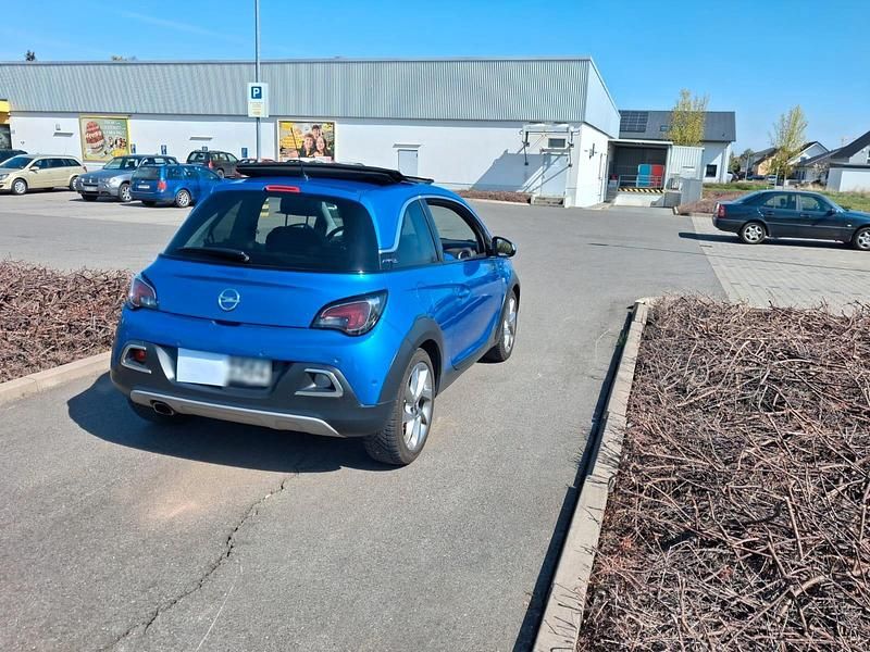 Gebraucht Opel Adam Rocks 116 PS (85 kW) 2015 Blau Kleinwagen