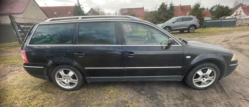 Gebraucht VW Passat Highline 130 PS (95 kW) 2001 Schwarz Kombi