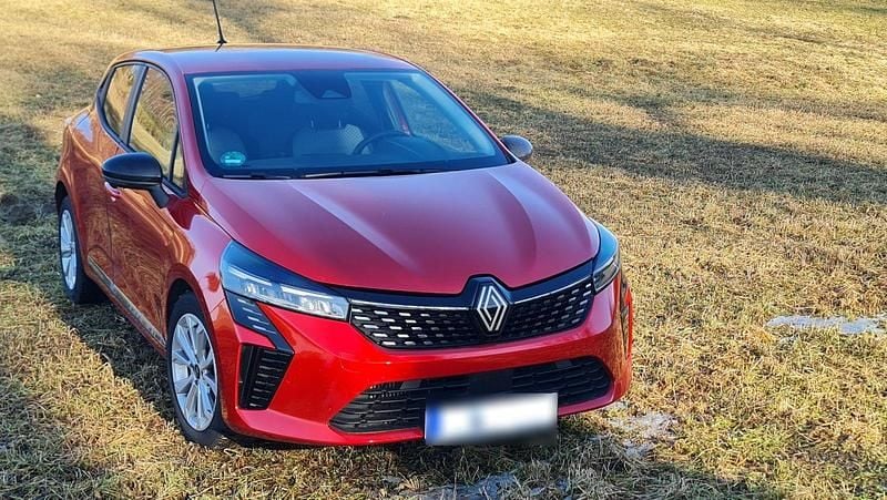 Gebraucht Renault Clio V Evolution 101 PS (74 kW) 2024 Rot Kleinwagen