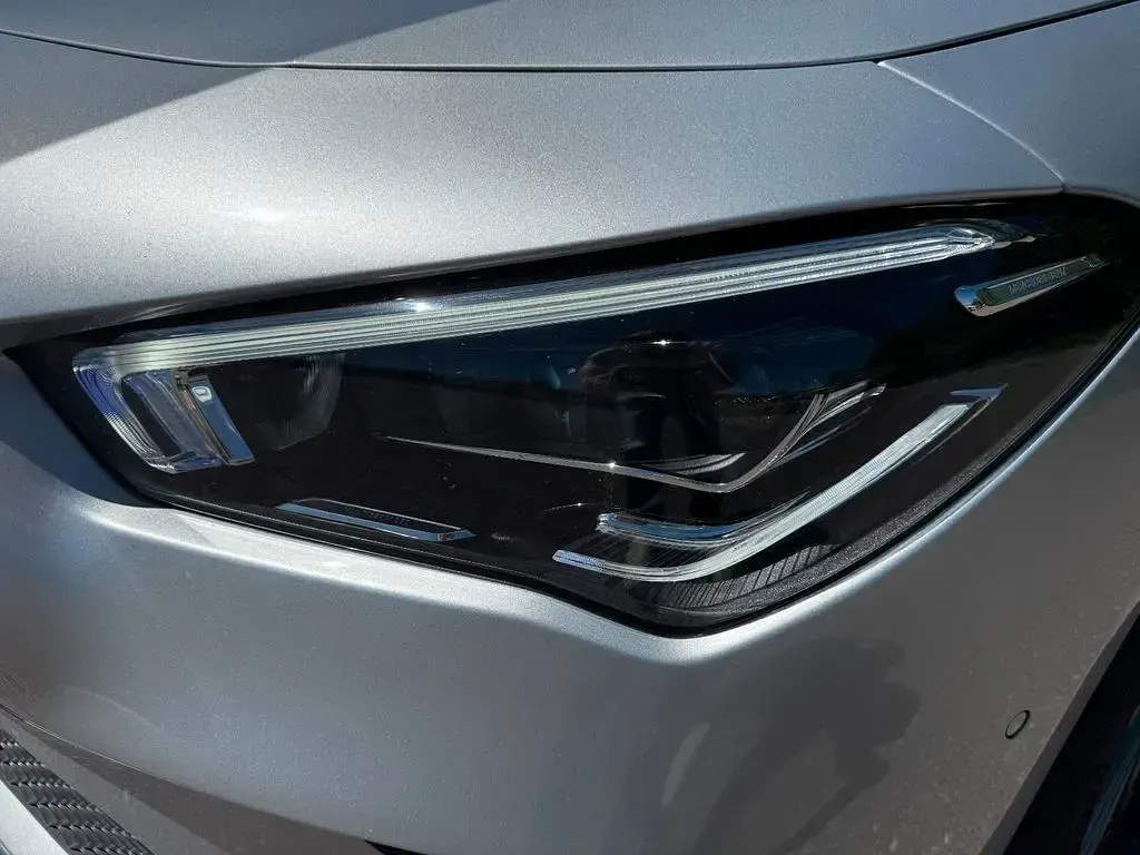 Gebraucht Mercedes CLA220 190 PS (139 kW) 2022 Silber Coupé