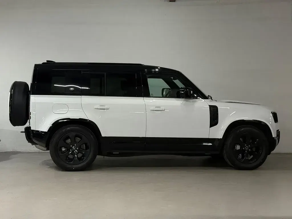Gebraucht Land Rover Defender HSE Dynamic 300 PS (220 kW) 2022 Fuji white SUV