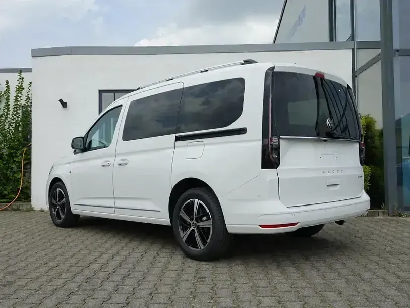 Nowe VW Caddy Maxi Style 150 KM (110 kW) 2026 Biały Minivan