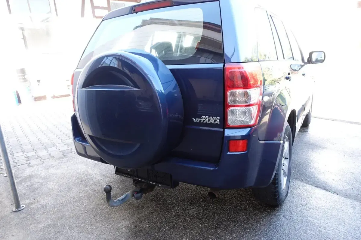 Gebraucht Suzuki Grand Vitara 140 PS (102 kW) 2006 Blau SUV