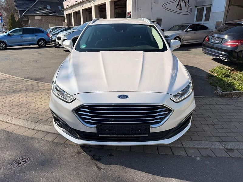 Gebraucht Ford Mondeo Titanium 150 PS (110 kW) 2019 Weiß Kombi