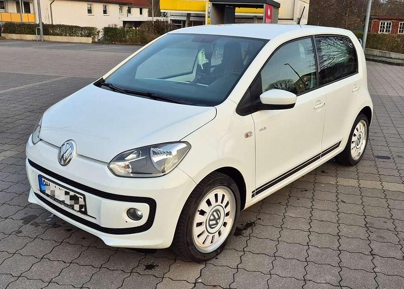 Weiß Gebraucht 2015 VW up! CLUB Kleinwagen | 6.500 € (Fairer Preis) - Bild 1/4