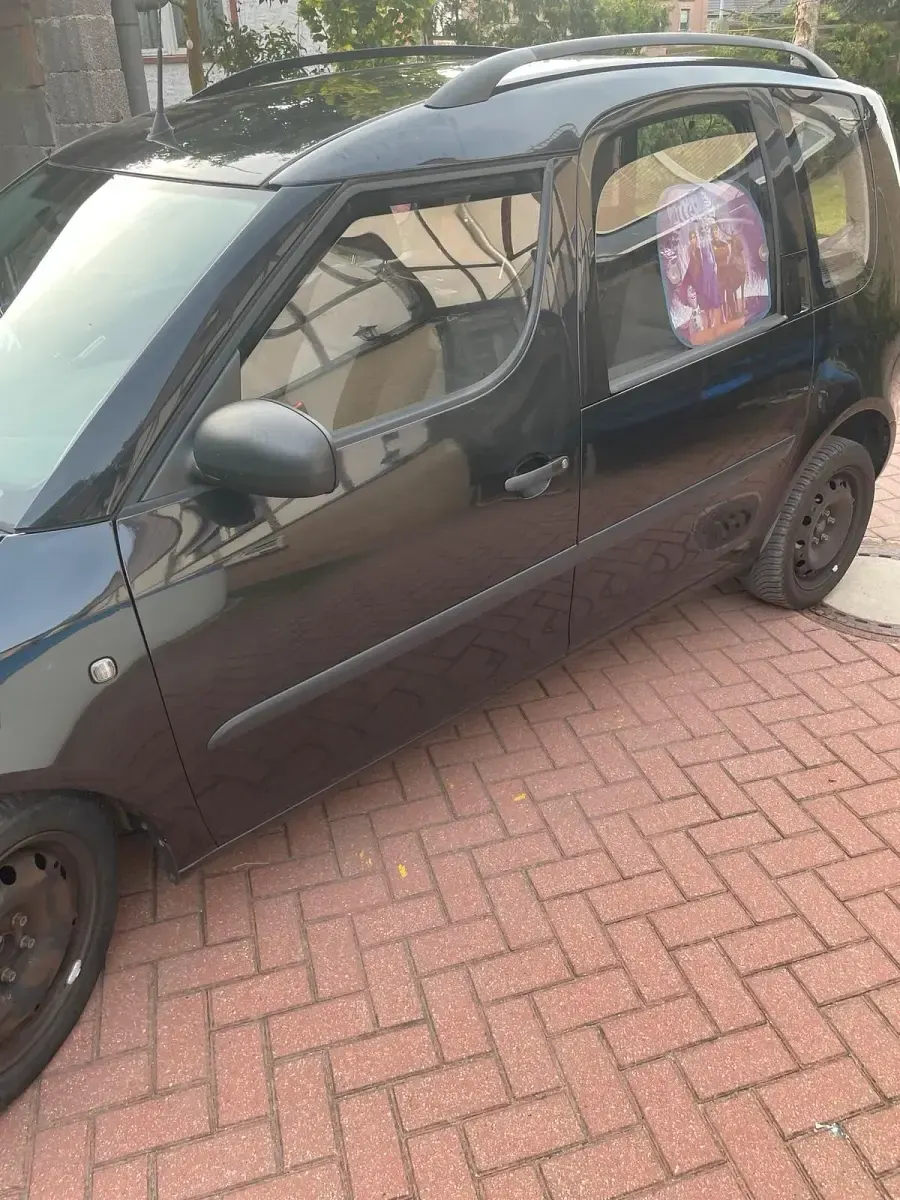 Gebraucht Skoda Roomster 80 PS (58 kW) 2009 Schwarz Van / Kleinbus
