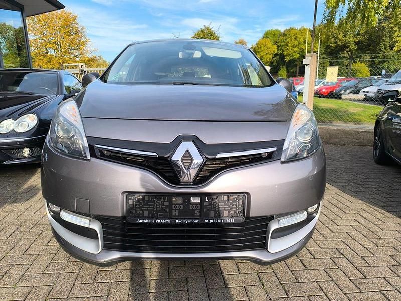 Grau Gebraucht 2014 Renault Scénic III Initiale Paris Van / Kleinbus | 7.700 € (Teuer) - Bild 1/4