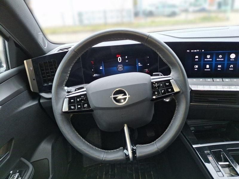 Gebraucht Opel Astra 131 PS (96 kW) 2025 Schwarz Kombi