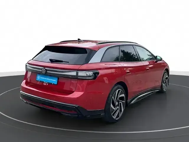 Gebraucht VW ID.7 Pro 210 kW (286 PS) 2025 Rot Kombi