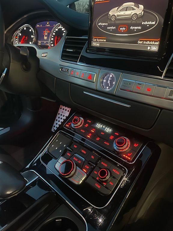 Schwarz Gebraucht 2013 Audi A8L Advanced Limousine | 17.850 € - Bild 1/4