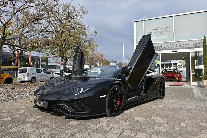 Schwarz Gebraucht 2018 Lamborghini Aventador Coupé | 374.900 € - Bild 1/4