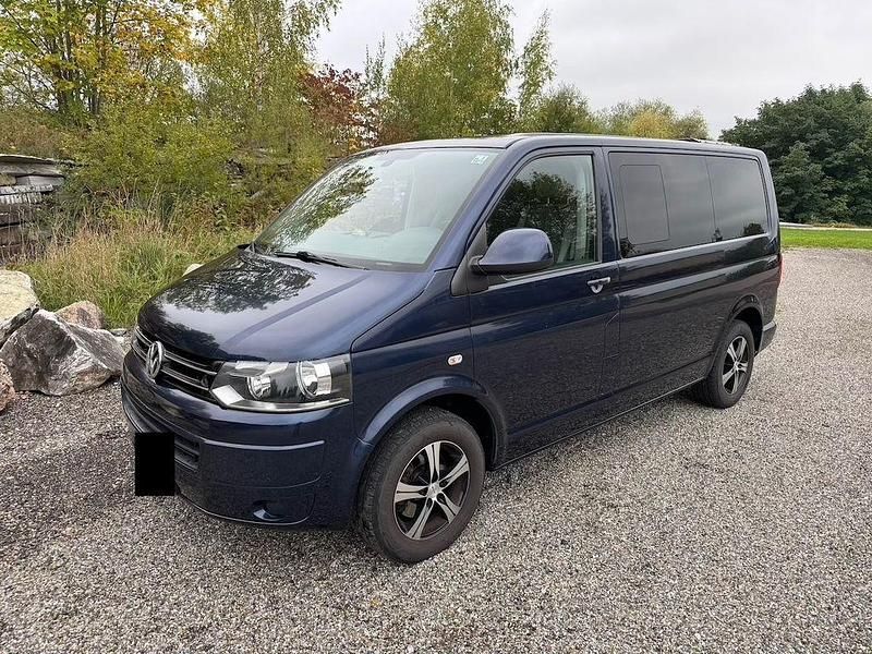 Gebraucht VW T5 140 PS (102 kW) 2011 Blau Van