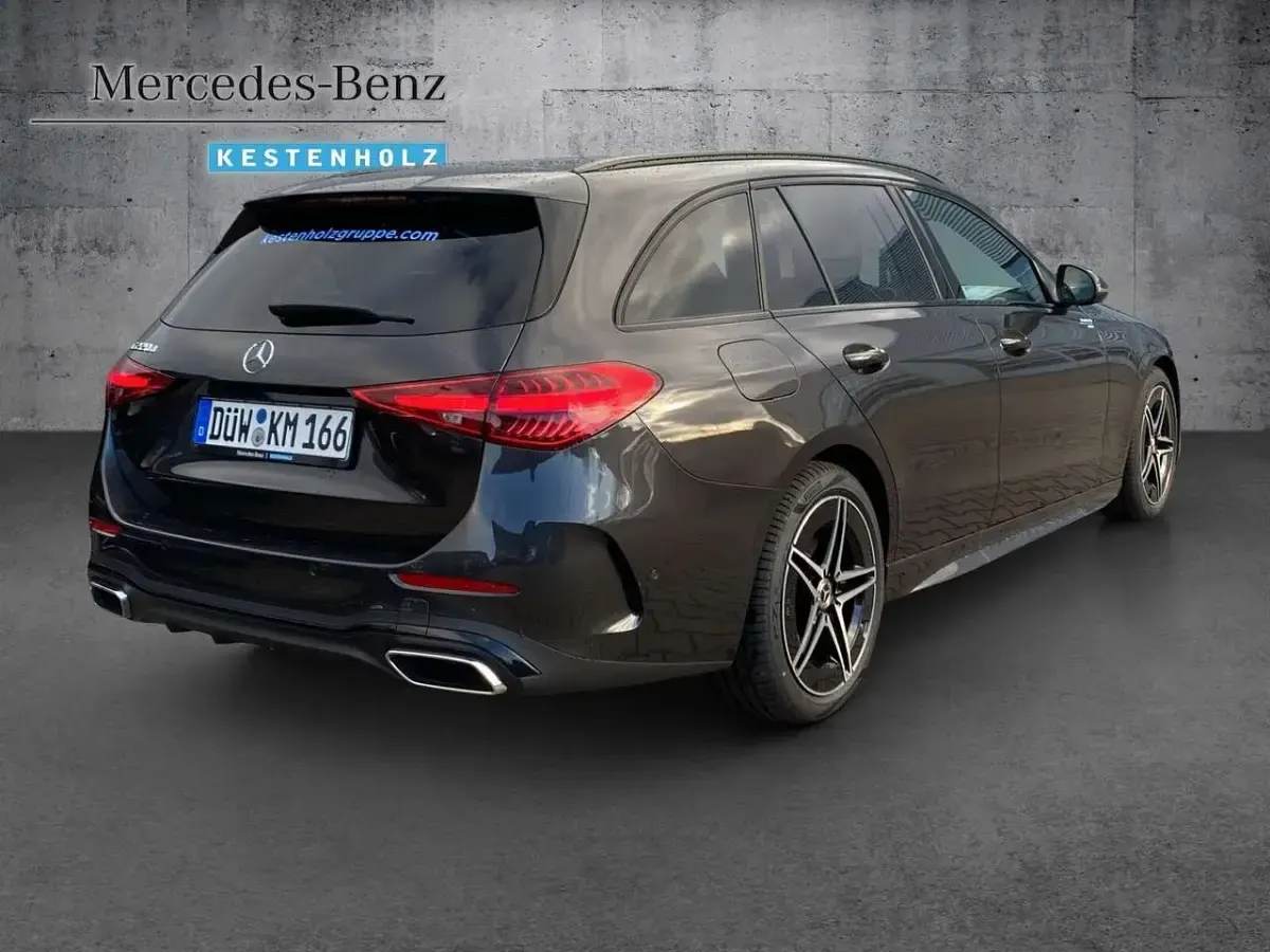 Gebraucht Mercedes C220 AMG 200 PS (147 kW) 2025 Lack graphitgrau Kombi